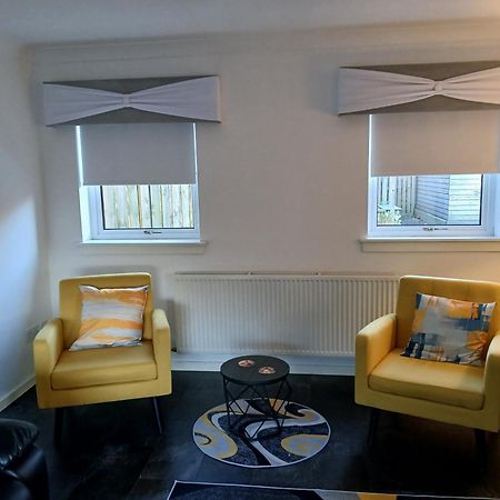The Cottage - Hot Tub - Nr Glasgow - Self Check-In Coatbridge Exterior photo