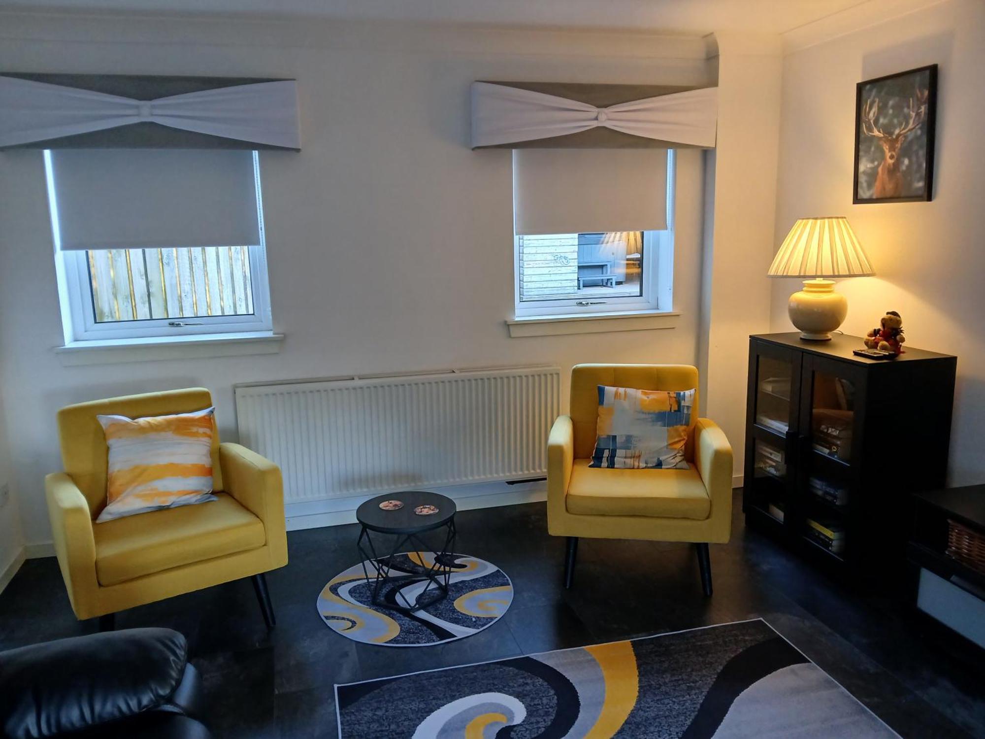 The Cottage - Hot Tub - Nr Glasgow - Self Check-In Coatbridge Exterior photo
